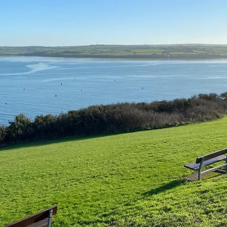 No 10 Treverbyn Road 3* Padstow